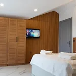 Vira Hotel