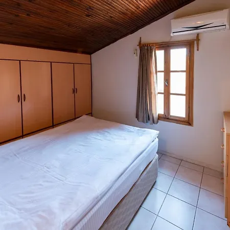 Vira Otel *