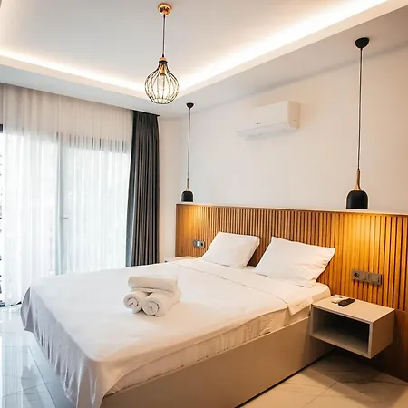 Vira Hotel 4*